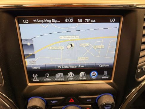 Used 2017 Jeep Grand Cherokee Limited w/ Luxury Group II AWD/4WD image 30