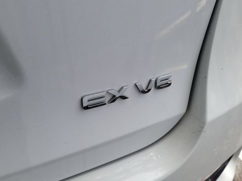 Used 2020 Kia Sorento EX FWD image 11