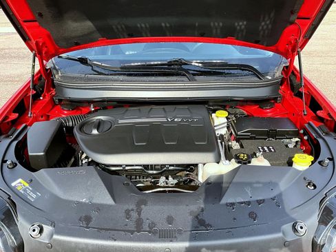 Certified 2019 Jeep Cherokee Trailhawk w/ Comfort/Convenience Group image 24