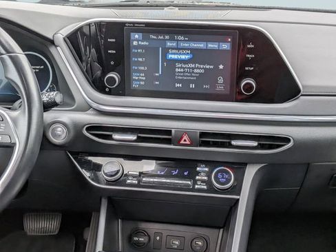 Used 2021 Hyundai Sonata SEL w/ Convenience Package FWD image 16