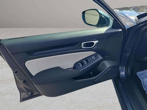 Used 2023 Honda Civic LX image 14