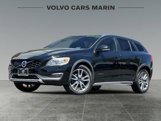 Used 2016 Volvo V60 T5 Cross Country w/ Convenience Package image 1