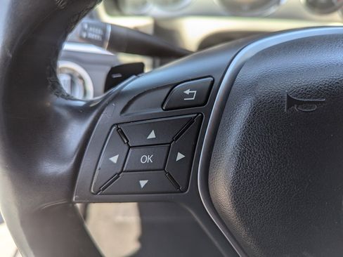 Used 2012 Mercedes-Benz E 350 Cabriolet image 16