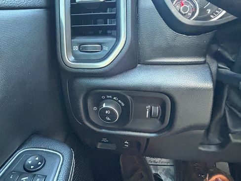 Used 2020 RAM 1500 Sport w/ Level 2 Equipment Goup w/2_L AWD/4WD image 29