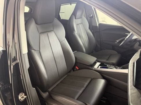 Used 2025 Audi Q5 Premium Plus AWD/4WD image 24