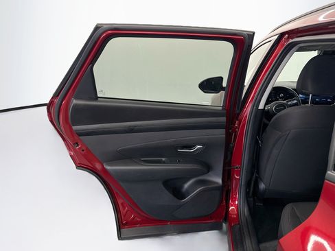 Used 2025 Hyundai Tucson SEL FWD image 25