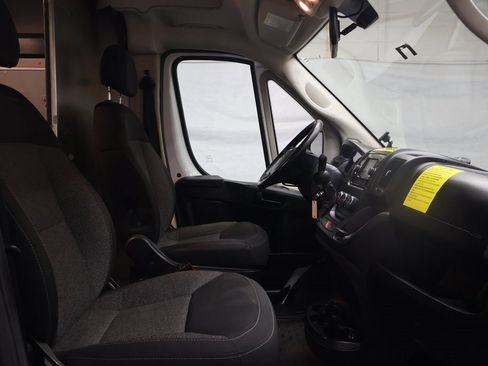 Used 2018 RAM ProMaster 2500 image 10