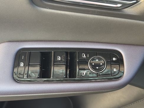 New 2026 Nissan Leaf Platinum+ w/ Cargo Package (Platinum+) image 15