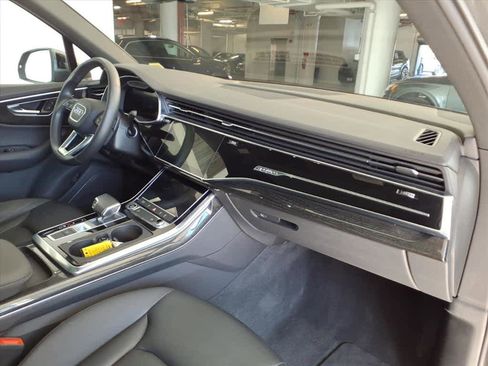 Certified 2021 Audi Q7 2.0T Premium AWD/4WD image 22