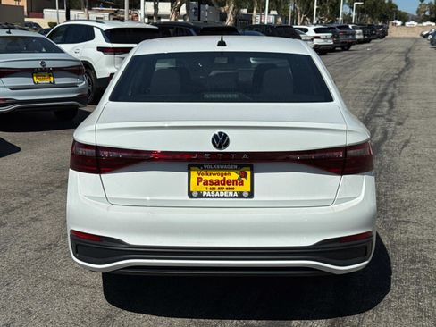 New 2025 Volkswagen Jetta Sport image 4