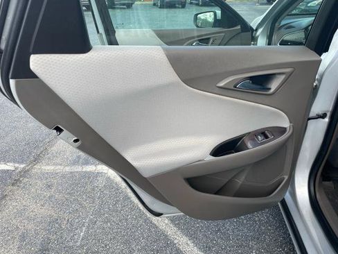 Used 2017 Chevrolet Malibu LT w/ LPO, Convenience Package 2 image 12