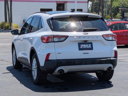 Used 2022 Ford Escape SE w/ Convenience Package FWD image 7