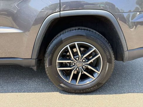 Certified 2020 Jeep Grand Cherokee Laredo w/ Quick Order Package 2BN North AWD/4WD image 16