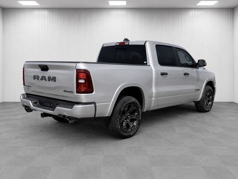 Used 2025 RAM 1500 Big Horn AWD/4WD image 3