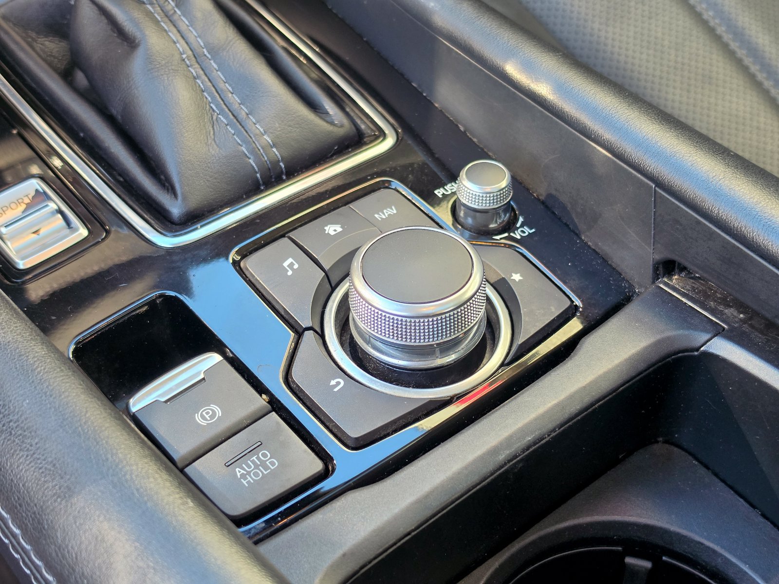 Used 2018 MAZDA MAZDA6 Touring FWD image 20