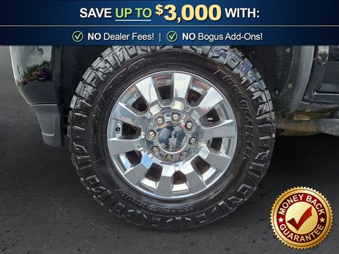 Used 2018 GMC Sierra 2500 Denali w/ Duramax Plus Package AWD/4WD image 13