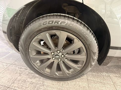 Used 2020 Land Rover Range Rover Velar R-Dynamic S image 46