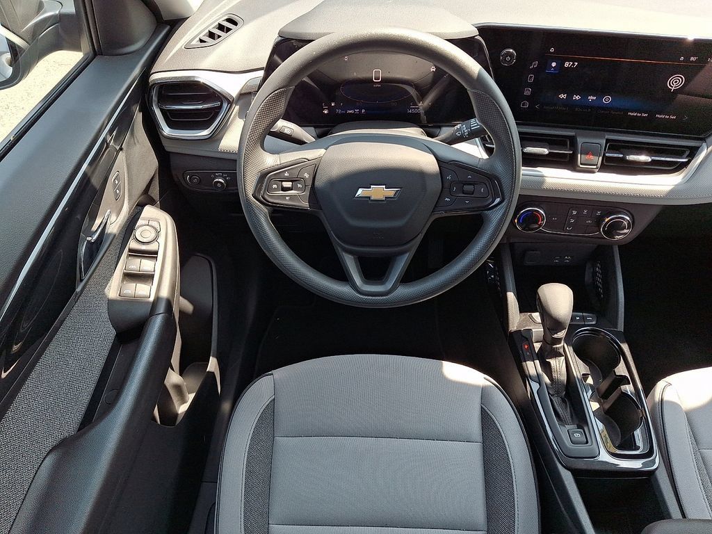 Certified 2024 Chevrolet TrailBlazer LS w/ LS Convenience Package AWD/4WD image 11