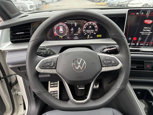 New 2026 Volkswagen Tiguan SE R-Line FWD image 26