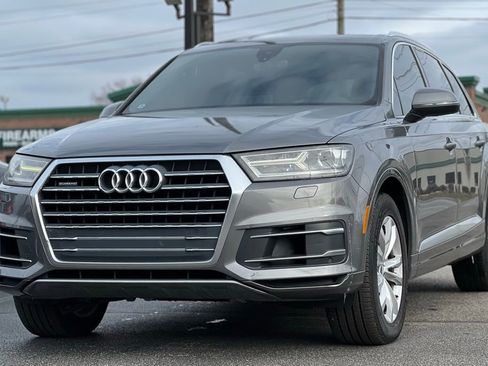 Used 2017 Audi Q7 3.0T Premium image 13