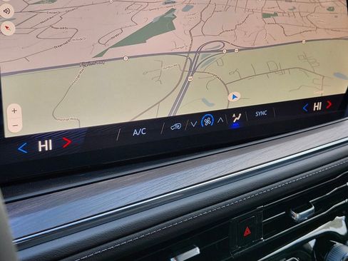 New 2026 Chevrolet Suburban LS image 22