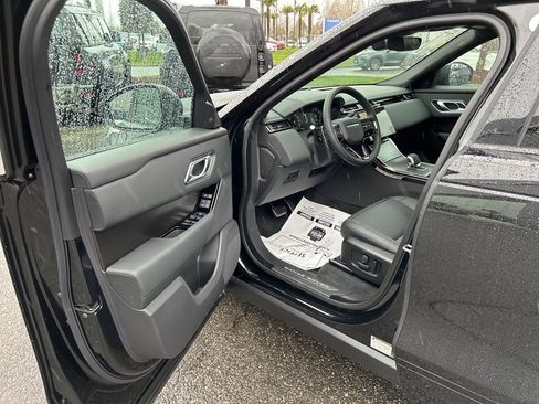 New 2026 Land Rover Range Rover Velar Dynamic SE image 10