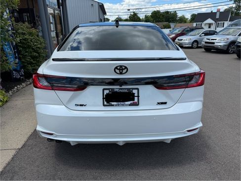 Used 2026 Toyota Camry XSE w/ Premium Plus Package FWD image 3