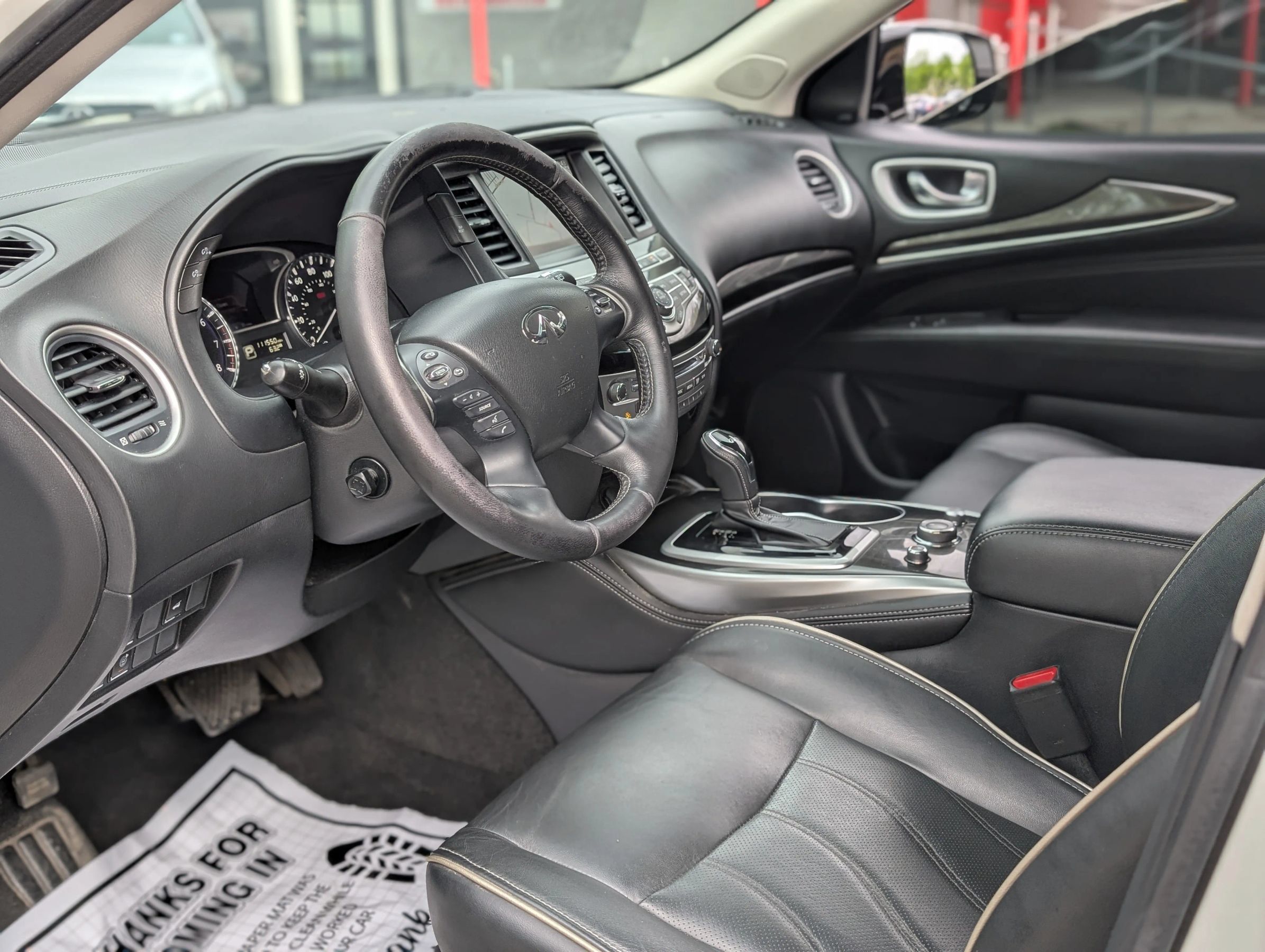 Used 2020 INFINITI QX60 Luxe w/ Essential Package FWD image 12