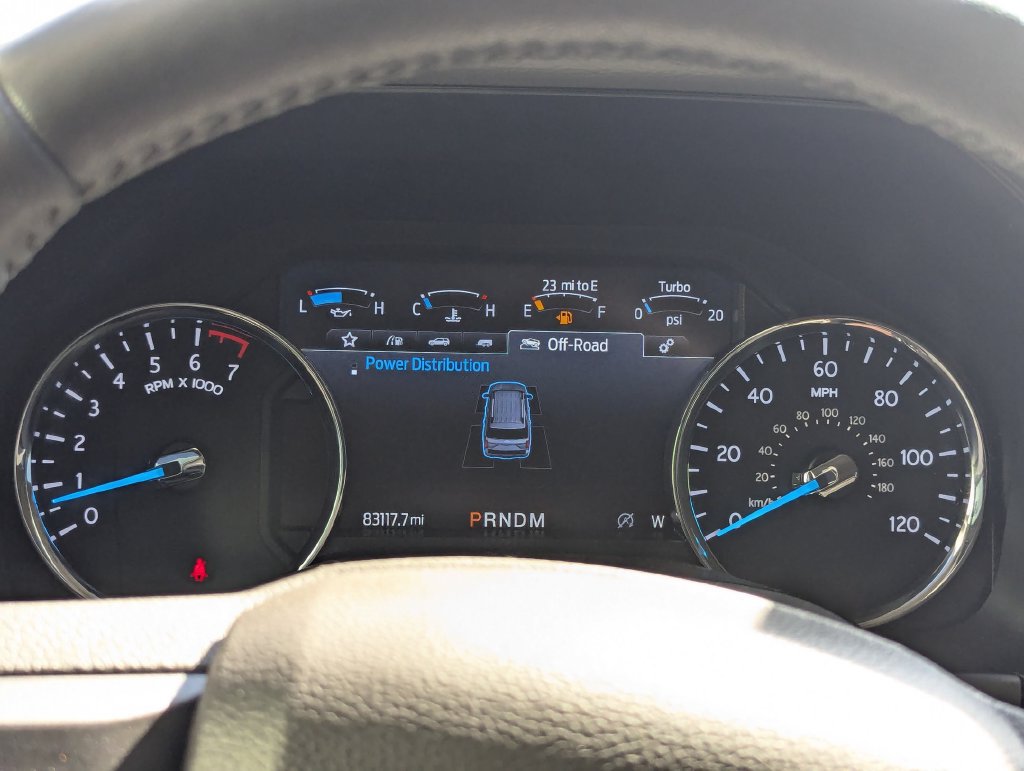 Used 2020 Ford Expedition XLT w/ Equipment Group 202A AWD/4WD image 14