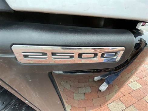 Used 2024 GMC Sierra 2500 AT4X image 26