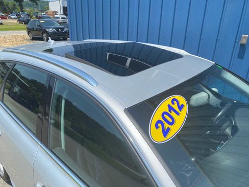 Used 2012 Audi A4 2.0T Premium Plus w/ Premium Plus Pkg image 5