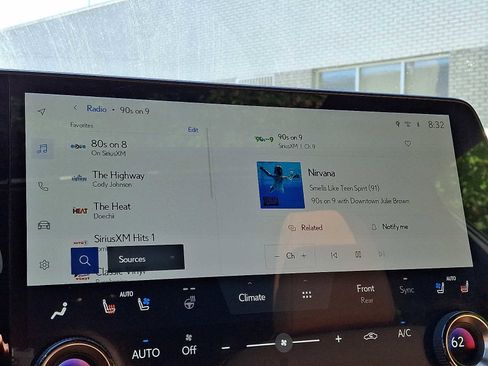 Used 2023 Lexus RX 350 Premium image 17