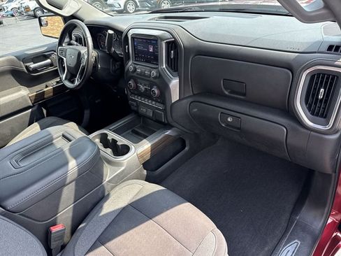 Used 2020 Chevrolet Silverado 1500 LT Trail Boss AWD/4WD image 27