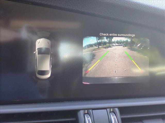 Used 2017 Alfa Romeo Giulia AWD image 14