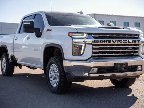 Used 2022 Chevrolet Silverado 2500 LTZ w/ LTZ Convenience Package image 3