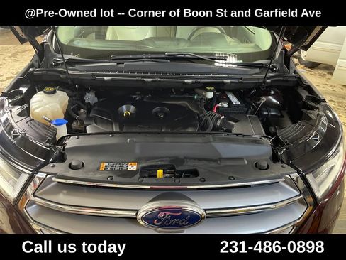 Used 2018 Ford Edge Titanium w/ Equipment Group 302A AWD/4WD image 10