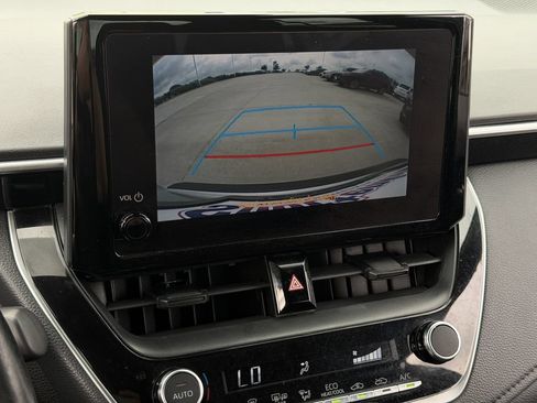 Used 2023 Toyota Corolla SE FWD image 18