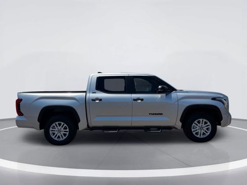 Used 2026 Toyota Tundra SR5 w/ SR5 Convenience Package AWD/4WD image 7