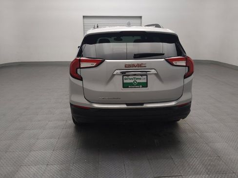 Used 2022 GMC Terrain SLE w/ Driver Convenience Package FWD image 6