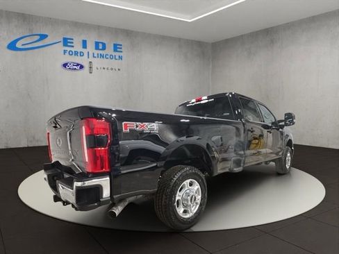 New 2026 Ford F250 XLT w/ XLT Premium Package AWD/4WD image 7