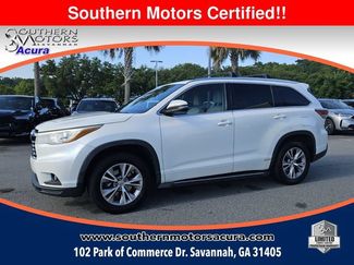 Used 2015 Toyota Highlander XLE FWD video 1