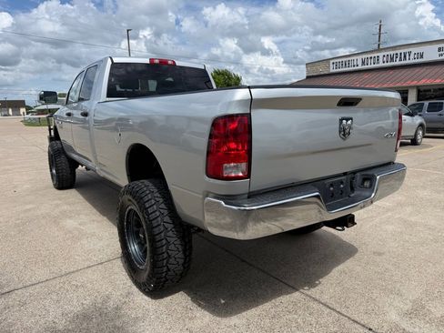 Used 2018 RAM 2500 Tradesman w/ Chrome Appearance Group image 5