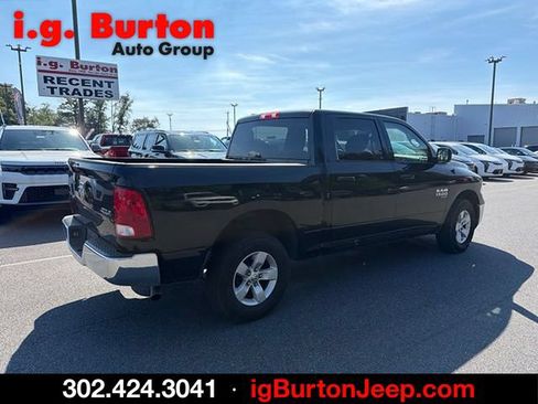 Used 2021 RAM 1500 Classic SLT AWD/4WD image 3