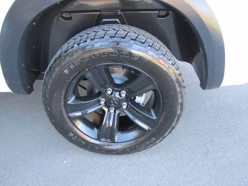 Used 2023 RAM 1500 Warlock AWD/4WD image 29