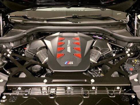 New 2026 BMW X5 M Competition w/ Executive Package AWD/4WD image 16