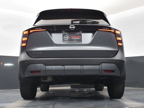 New 2026 Nissan Kicks SV image 41