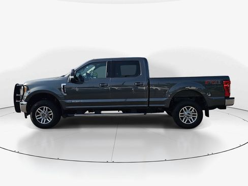Used 2017 Ford F250 Lariat w/ Lariat Value Package AWD/4WD image 7