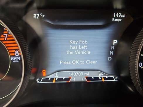 Used 2019 Jeep Cherokee Limited AWD/4WD image 15