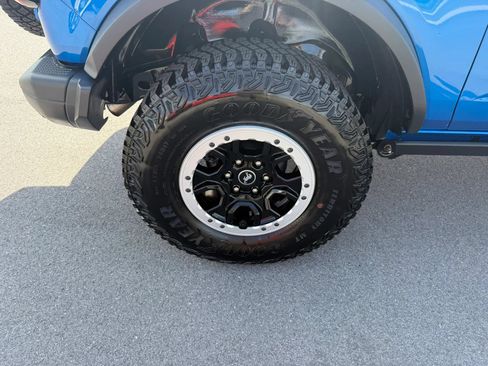 Used 2023 Ford Bronco Badlands AWD/4WD image 19
