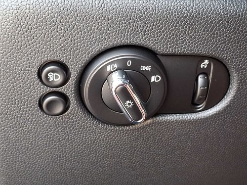 Used 2023 MINI Cooper S FWD image 23